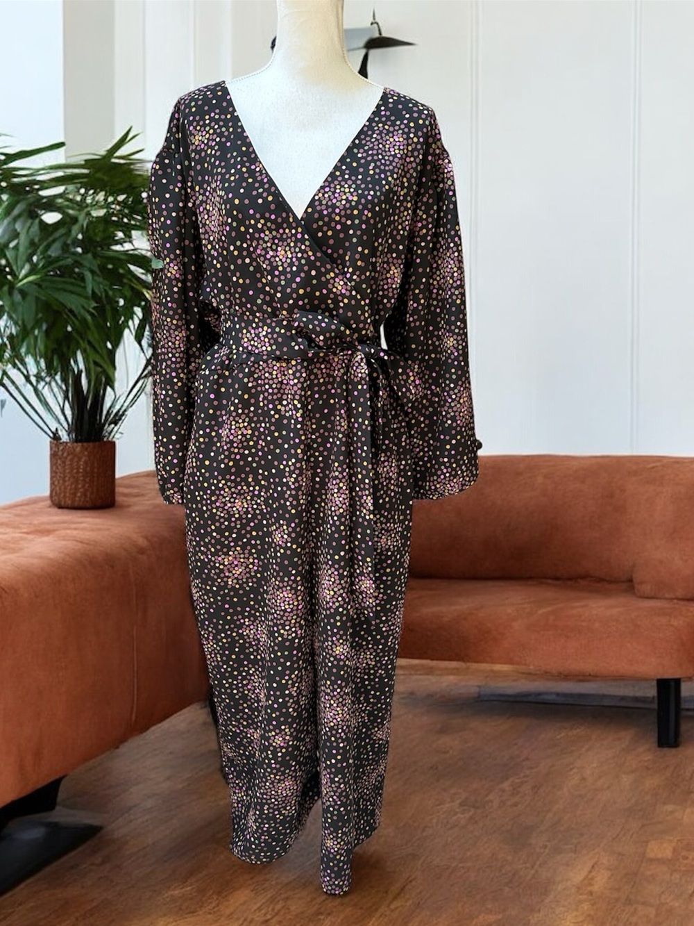 Kate Spade New York Disco DotsV Neck Ling Puff Sleeves Cropped Jumpsuit Size 16